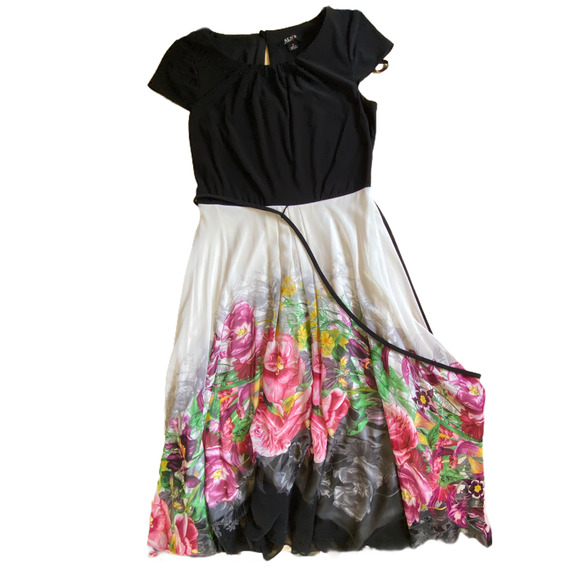 SLNY Floral Chiffon Asymmetrical Maxi Dress Size 6 - Picture 8 of 8